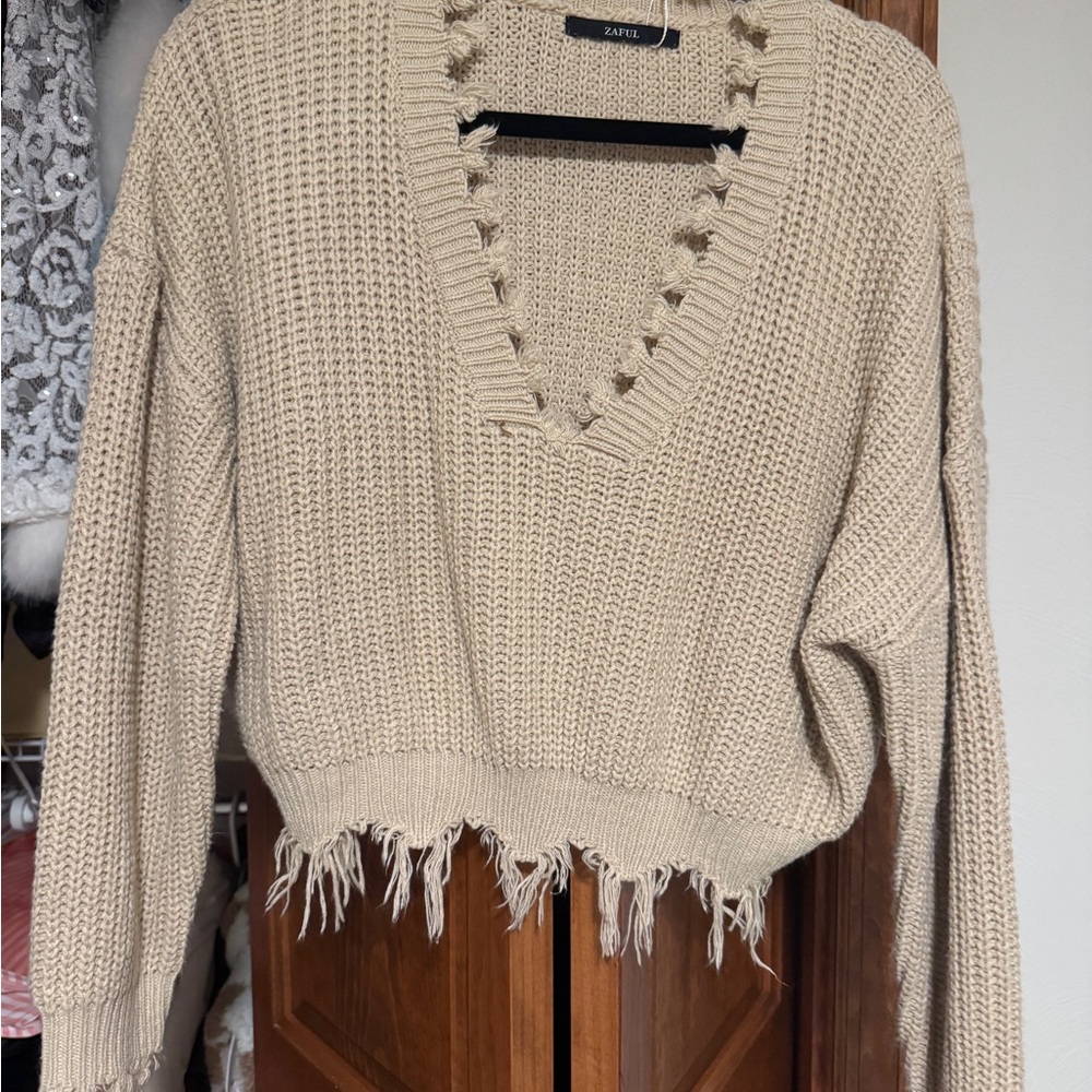 ZAFUL Women’s V-Neck Knit Sweater